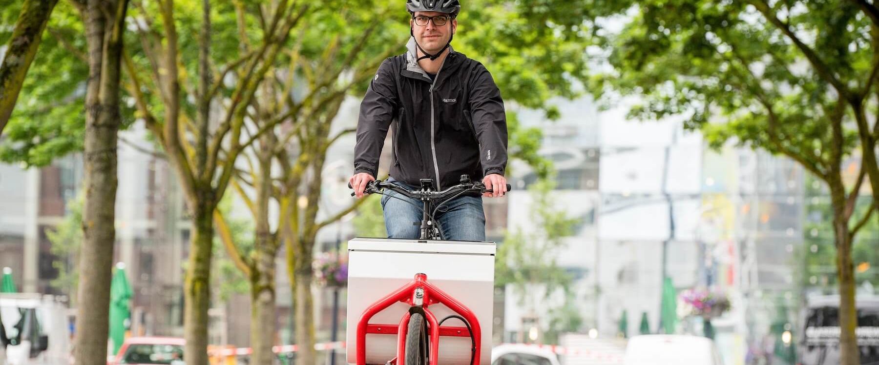 Marcus Lönnendonker bei seiner ersten Fahrt auf dem Latsenrad 